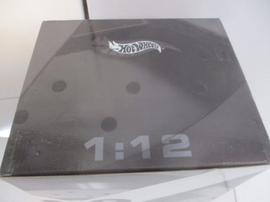 Hot Wheels Corvette 1/2500 Limited Edition 1:12 Scale MIB