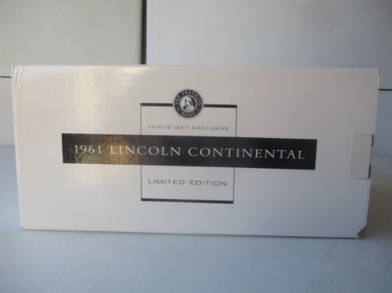 Franklin Mint 1961 Lincoln Continental Limited Edition. MIB