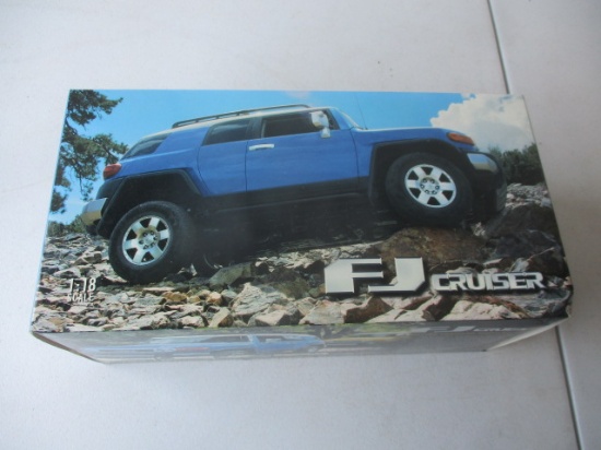 Toyota FT Cruiser Auto Art Models 1:18 Scale MIB
