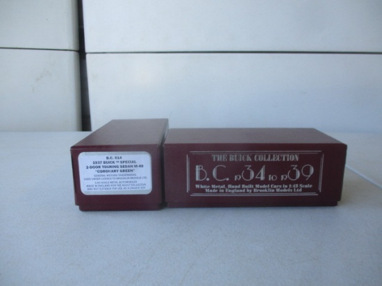 2 Buick Collection 1:43 Scale 1937 Buick Specials 2 Door Coupe and 2 Door Touring Sedan By