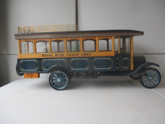 King K Ed & Ken Kovach 1989 #891518 Royal Blue Coach Lines Bus