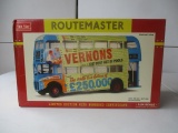 Sun Star Routemaster 1:24 Scale 2905: RM 686-WLT 686: Vernon's Pools. Limited Edition with numbered