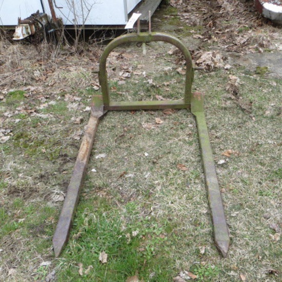 WORKSAVER Hay Bale Forks W/ Stake
