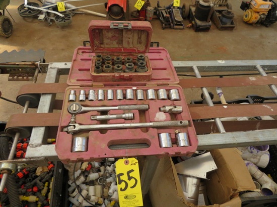 HEAVY DUTY SOCKET SET W/SOCKETS