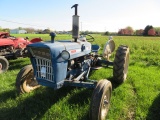 FORD 2000 TRACTOR