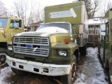 1985 FORD F-700 GAS SA DUALLY 18 FT. STRAIGHT TRUCK, VIN 1FDNF70H0FVA54652, 4-SPD TRANS.,