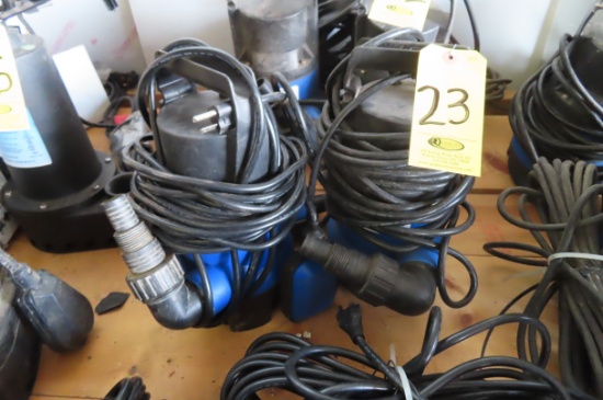 (2) SUBMERSIBLE PUMPS MODEL NO. FSP 4004W (LIKE NEW)