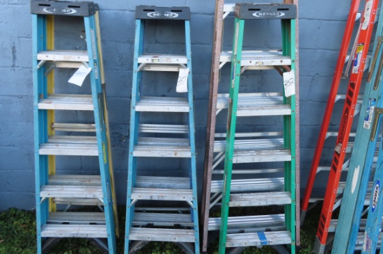 (2) 6 FT. FIBERGLASS STEP LADDERS