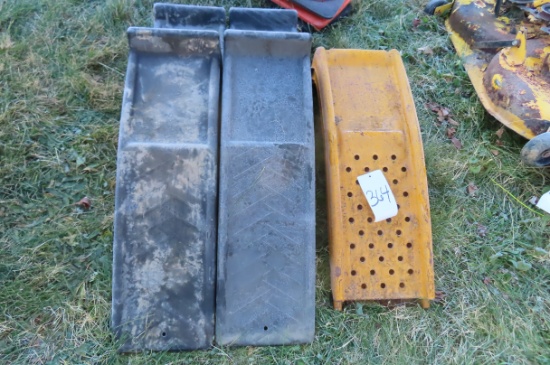 (1) ALUMINUM AND (2) PLASTIC SETS OF RAMPS