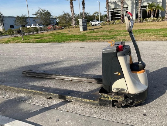 CROWN PALLET JACK MODEL WP3035-45, ELECTRIC , 24V, APPROX MAX CAPACITY 4500LBS, FORKS APPROX 8FT,