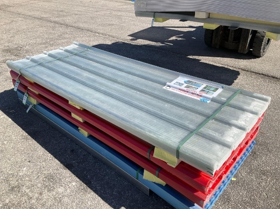 ( 1 ) STACK OF UNUSED POLYCARBONATE ROOF PANEL IN CLEAR, APPROX 35in X 8FT , APPROX 30 PANELS IN ...