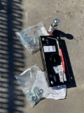 UNUSED BULLDOG GOOSENECK HITCH; APPROXIMATELY 30,000 LB, 7500 LB VERTICAL LOAD WEIGHT, 2-5/16?