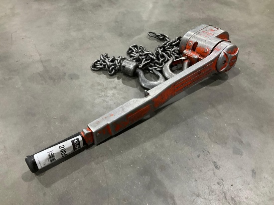 CM CYCLONE 1 1/2TON LEVER CHAIN HOIST