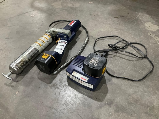 LINCOLN 1200 POWERLUBER...WITH BATTERY CHARGER...