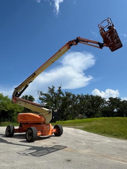 JLG QUIK STIK BOOM LIFT MODEL 1250AJP, DIESEL, MAX PLATFORM HEIGHT 125FT, RUNS & OPERATES...