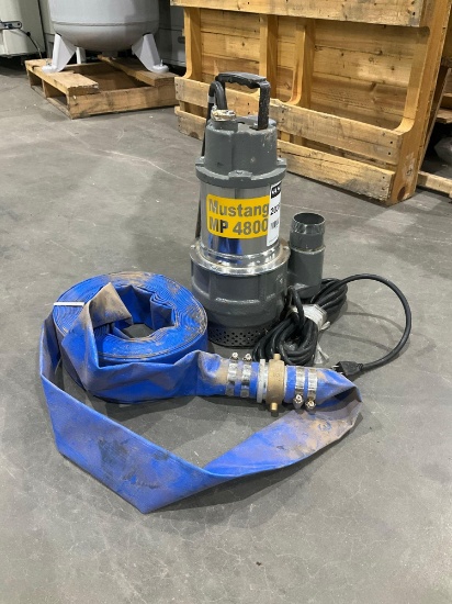 UNUSED 2" SUBMERSIBLE MUSTANG PUMP MP4800 WITH APPROX 50' HOSE
