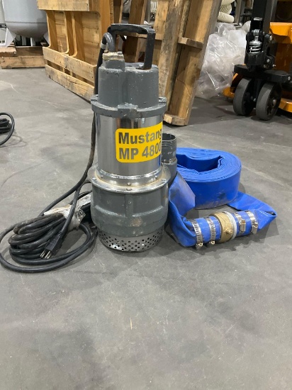 UNUSED 2" SUBMERSIBLE MUSTANG PUMP MP4800 WITH APPROX 50' HOSE
