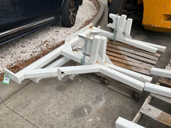 ( 2 ) HEAVY DUTY EQUIPMENT POLE RACKS FOR TRUCKS, APPROX 70" EACH