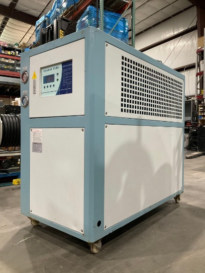 UNUSED 2021 INDUSTRIAL AIR COOLED WATER CHILLER MODEL LC-05A, PHASE 3, 220V, APPROX 4.51KW