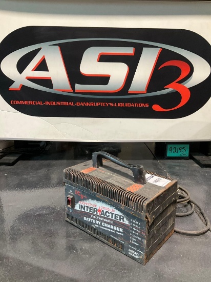 I/C SERIES MICROPROCESSOR CONTROLLED INTER ACTER FULLY AUTOMATIC 24V BATTERY CHARGER , WORKS
