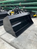 ( 1 ) UNUSED 2024 TITLING BUCKET ATTACHMENT FOR MINI EXCAVATOR, APPROX 32in