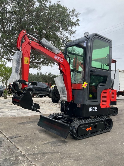 UNUSED 2024 IR MINI EXCAVATOR MODEL IRE13, GAS POWERED,RUBBER TRACKS, BUCKET WITH TEETH , PUSH BL...