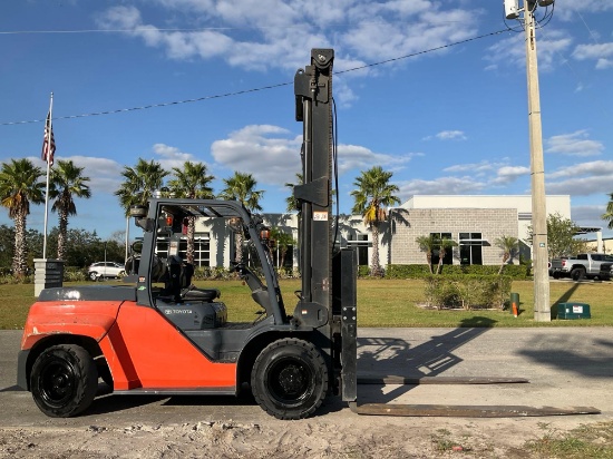 TOYOTA FORKLIFT MODEL 8FG80U; LP POWERED; APPROX MAX CAPACITY 15600 LB; APPROX MAX LIFT HEIGHT 21...