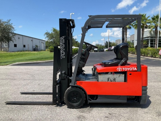 TOYOTA FORKLIFT MODEL 5FBE15, ELECTRIC, APPROX MAX CAPACITY 2800, MAX HEIGHT 107IN, TILT, SIDE SH...