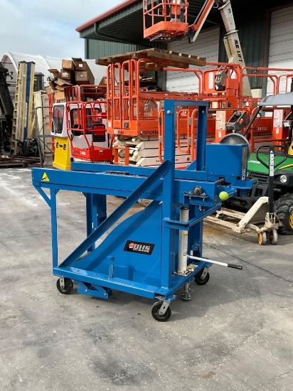 2015 BHS BATTERY HANDLING SYSTEM BATTERY HANDLER MODEL BTC-18MPP; APPROXIMATE MAX LOAD 3000 LBS...