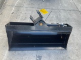 ( 1 ) UNUSED TILT BUCKET ATTACHMENT FOR MINI EXCAVATOR , APPROX 32in WIDE