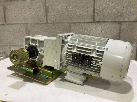 LENZE GKR05-2M HAR 100C12 MDEMAXX 100-12 U GEARBOX MOTOR
