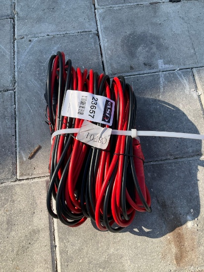 UNUSED HEAVY DUTY BOOSTER CABLES