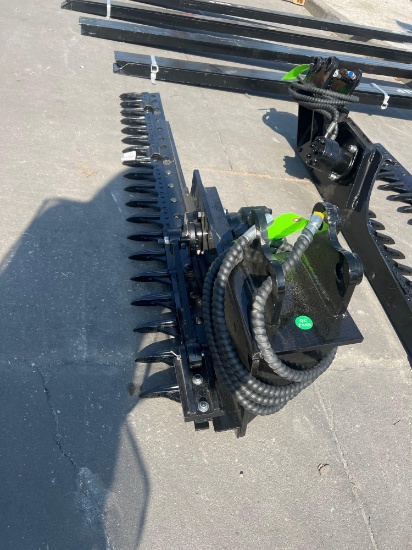 ( 1 ) UNUSED 2025 VICSEC HEDGE TRIMMER ATTACHMENT FOR EXCAVATOR, APPROX 60in