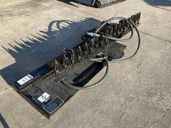 ( 1 ) UNUSED 2024 GIYI HEDGE TRIMMER ATTACHMENT MODEL GY-HT59 FOR SKID STEER, APPROX 67in L