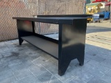UNUSED WORK BENCH