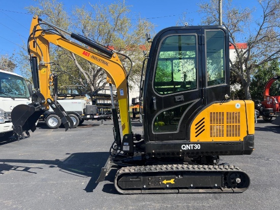 2024 UNUSED AGT INDUSTRIAL QNT30 KUBOTA DIESEL EXCAVATOR, PUSH BLADE, ENCLOSED CAB, BUCKET WITH