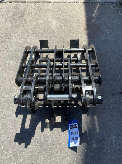 ( 1 ) UNUSED 2025 VICSEC GRABBER ATTACHMENT FOR EXCAVATOR, FITS 1-2TON EXCAVATOR