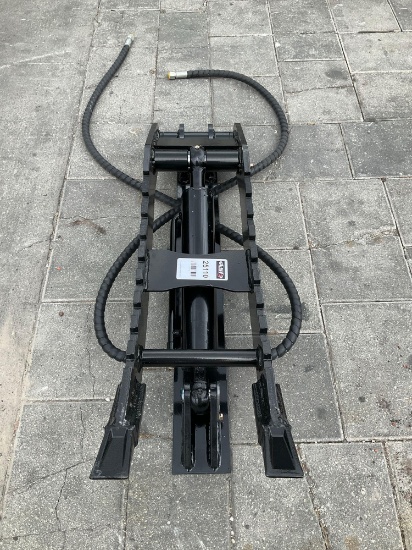 ( 1 ) UNUSED 2025 GIYI3T HYDRAULIC THUMB CLAMP FOR EXCAVATOR, FITS CAT 3TON EXCAVATOR