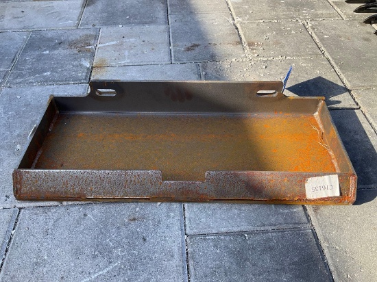UNUSED 2025 MOUNTING PLATE FOR MINI SKID STEER, APPROX 24in W