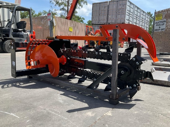 ( 1 ) UNUSED 2025GIYI TRENCHER MODEL GY-D39FATTACHMENT FOR UNIVERSAL SKID STEER