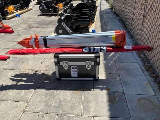 UNUSED 2025 SELF-LEVELING ROTARY LASER IN CARRYING CASE , OPERATING MANUAL / MEASURING STICK & ST...