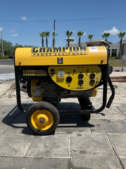 CHAMPION 3000W GENERATOR ON WHEEL MODEL C40012, SINGLE PHASE, APPROX AC VOLTS 120