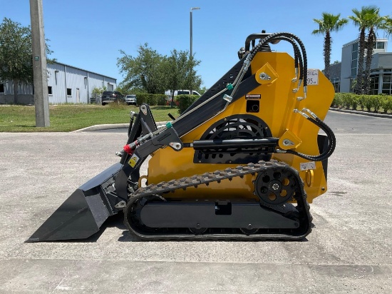 UNUSED 2025LANDHEARO SKID STEER LOADER MODEL LDH-T460-CEM, GAS POWERED, ELECTRIC START, RUBBER TRA