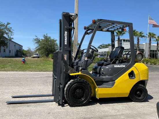 KOMATSU FORKLIFT MODEL FG25T-16, LP POWERED, APPROX MAX CAPACITY 4650LBS, MAX HEIGHT 188in, TILT,
