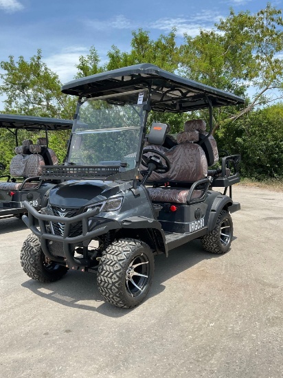 UNUSED 2025 IRGC80 GOLF CART, ELECTRIC, STORAGE RACK IN FRONT, BACK SEAT FOLDS DOWN, BACK UP CAME...
