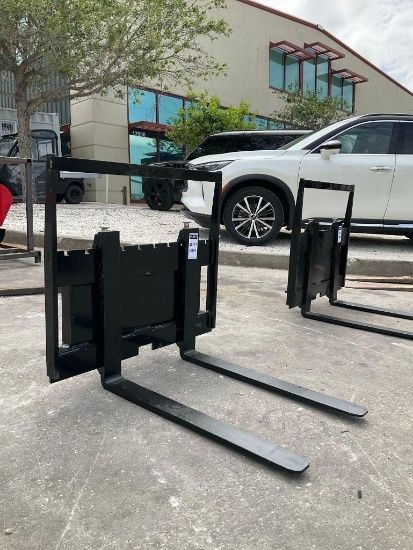 UNUSED 2025 FORKS ATTACHMENT FOR MINI SKID STEER, FORKS APPROX 25in W(PLEASE NOTE STOCK PHOTOS US...