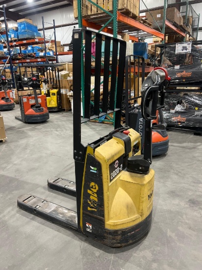 2020 YALE PALLET JACK MODEL A245N, RUNS AND OPERATES