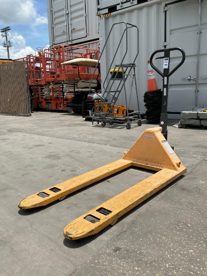 ULINE HYDRAULIC PALLET JACK MODEL H-1043, APPROX MAX CAPACITY 5500LBS