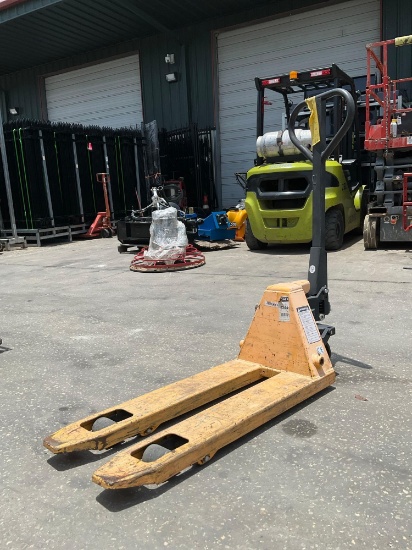 18 U LINE PALLET JACK, HYDRAULIC