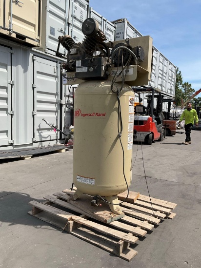 INGERSOLL RANDAIR COMPRESSOR MODEL 475N7.5P, PHASE 3, APPROX 460V, APPROX 80 TANK CAPACITY